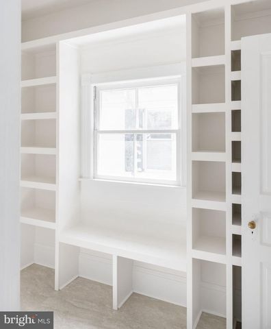 1403 WASHINGTON AVE, Fredericksburg, VA 22401