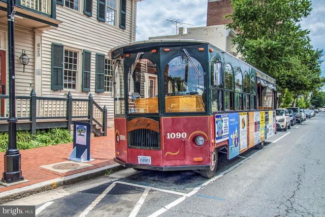 1403 WASHINGTON AVE, Fredericksburg, VA 22401