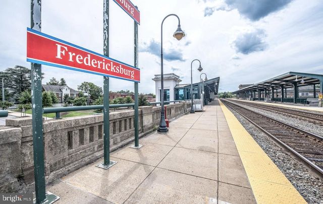 1403 WASHINGTON AVE, Fredericksburg, VA 22401