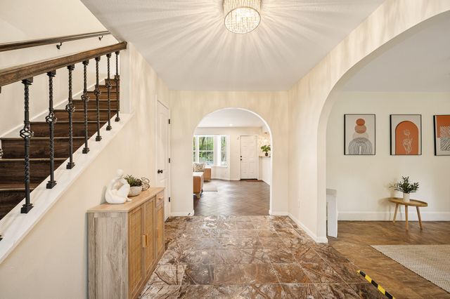 16811 Waycreek Road, Houston, TX 77068