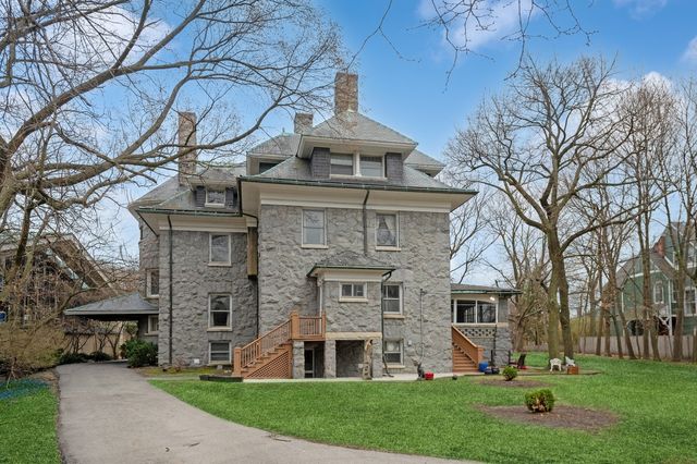 1232 Ridge Avenue, Evanston, IL 60202