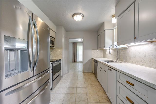 16019 Fathom Lane, Houston, TX 77062