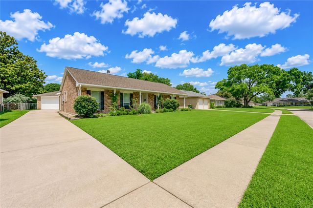 16019 Fathom Lane, Houston, TX 77062