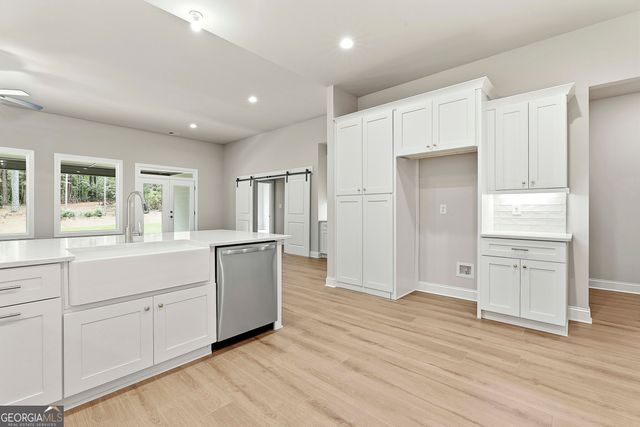 1283 MCINTOSH TRAIL.- LOT 8 LOT 8, Senoia, GA 30276