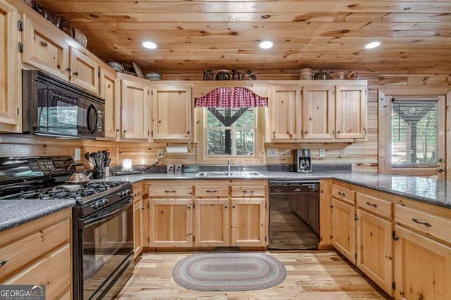 115 Lakota Trail, Blue Ridge, GA 30513