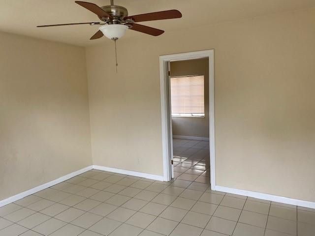 1705 MOFFETT Street C, Hollywood, FL 33020