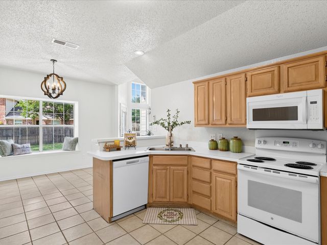 4100 1 Place Lane, Flower Mound, TX 75028