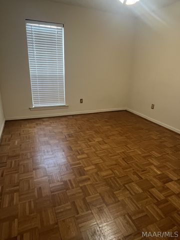 8328 Grand Oak Court, Montgomery, AL 36117
