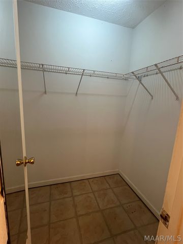 8328 Grand Oak Court, Montgomery, AL 36117
