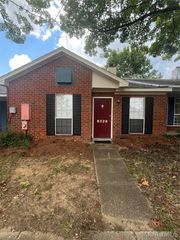 8328 Grand Oak Court, Montgomery, AL 36117