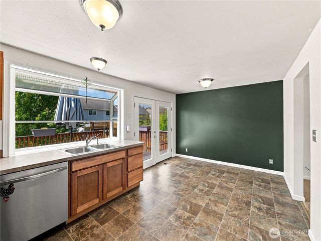 12629 SE 277th Place, Kent, WA 98030
