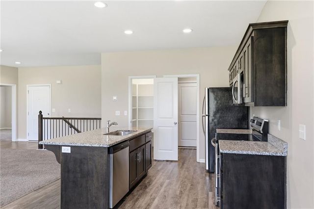 21805 Southcreek Road, Peculiar, MO 64078