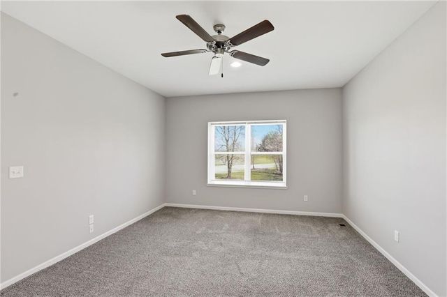 21805 Southcreek Road, Peculiar, MO 64078