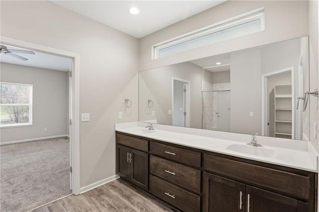 21805 Southcreek Road, Peculiar, MO 64078