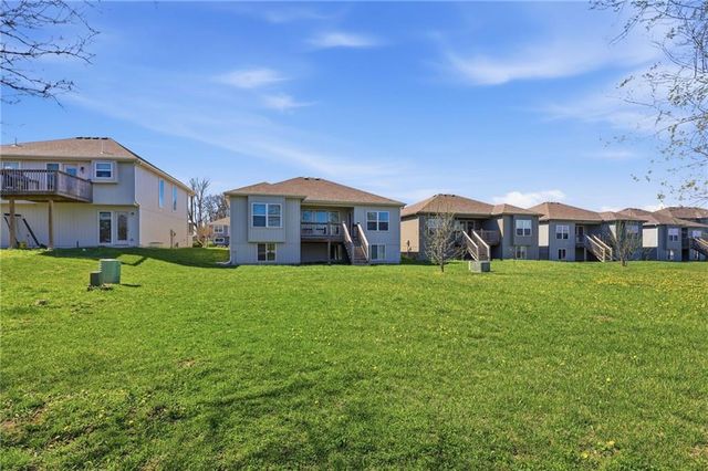 21805 Southcreek Road, Peculiar, MO 64078