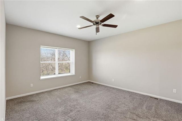 21805 Southcreek Road, Peculiar, MO 64078