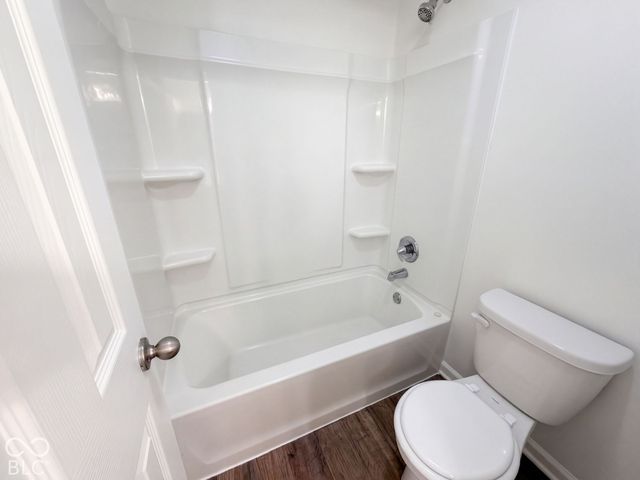 1045 Bent Branch Lane, Greenwood, IN 46143