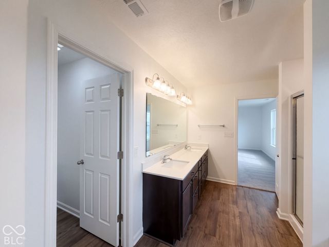 1045 Bent Branch Lane, Greenwood, IN 46143
