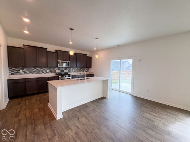 1045 Bent Branch Lane, Greenwood, IN 46143