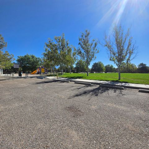10309 Docena Place NW, Albuquerque, NM 87114