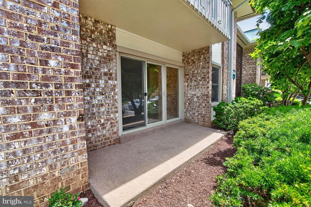 Image 19 of property listing at 3406 CHISWICK CT #47-2A, Silver Spring, MD 20906