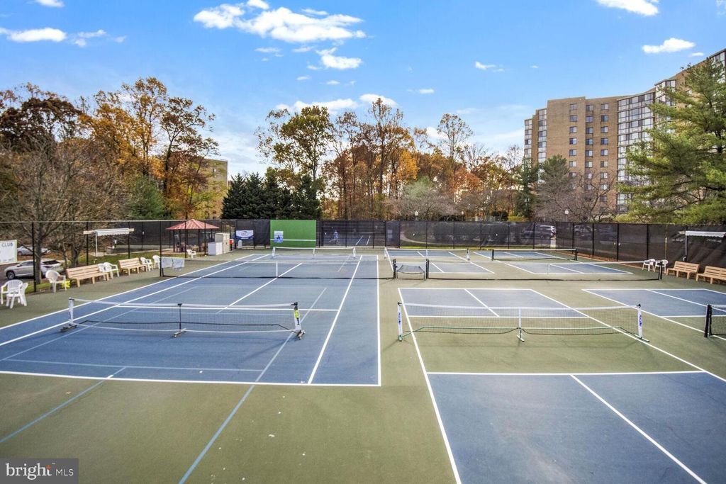 Image 21 of property listing at 3406 CHISWICK CT #47-2A, Silver Spring, MD 20906