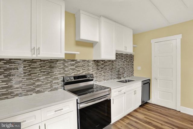 261 FRIEDENSBURG RD, Reading, PA 19606