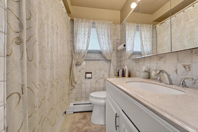 4011 19th STREET, Racine, WI 53405