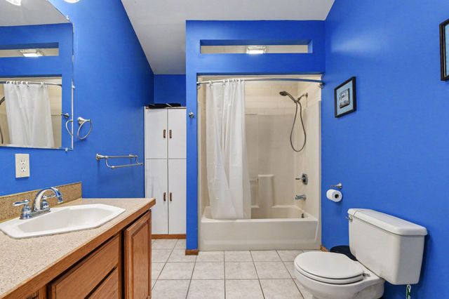 224 Pleasant Avenue Se, Caledonia Vlg, MI 49316