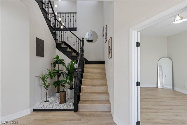 17 Winding Road, Henderson, NV 89052