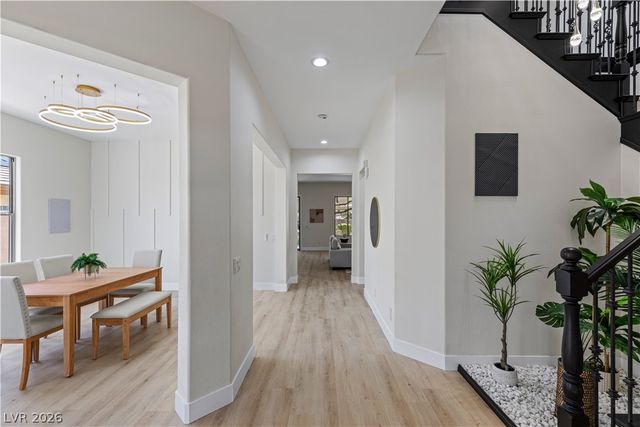 17 Winding Road, Henderson, NV 89052