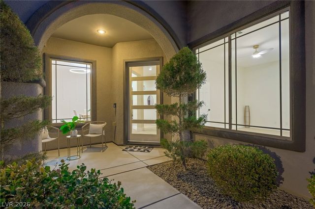 17 Winding Road, Henderson, NV 89052