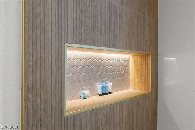 17 Winding Road, Henderson, NV 89052