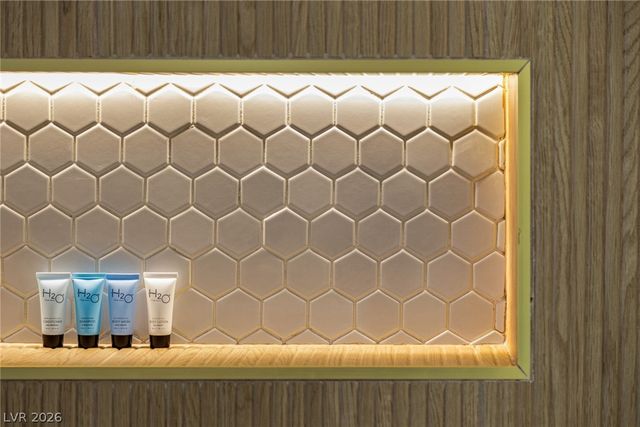 17 Winding Road, Henderson, NV 89052