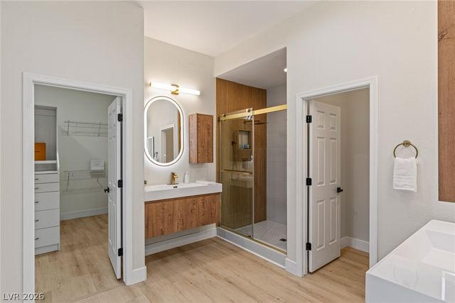 17 Winding Road, Henderson, NV 89052