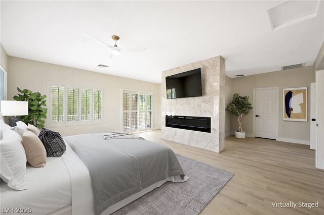 17 Winding Road, Henderson, NV 89052