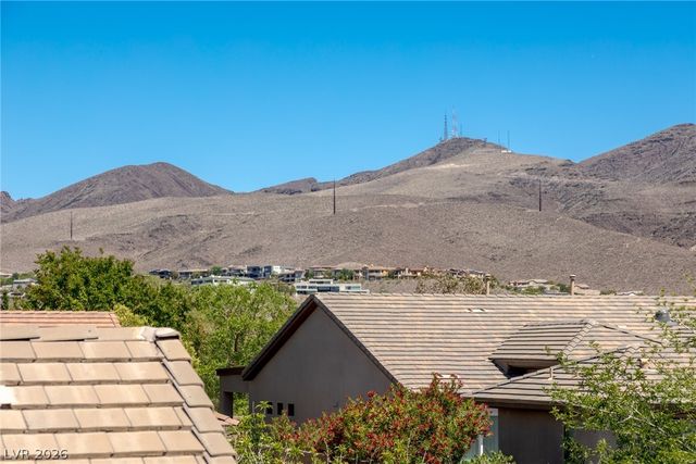 17 Winding Road, Henderson, NV 89052