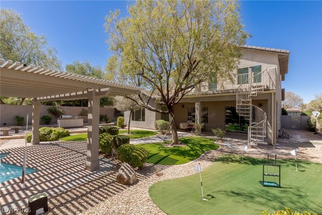 17 Winding Road, Henderson, NV 89052