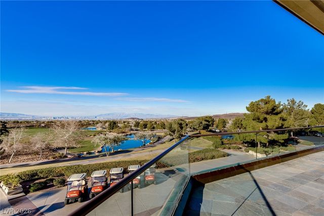 17 Winding Road, Henderson, NV 89052