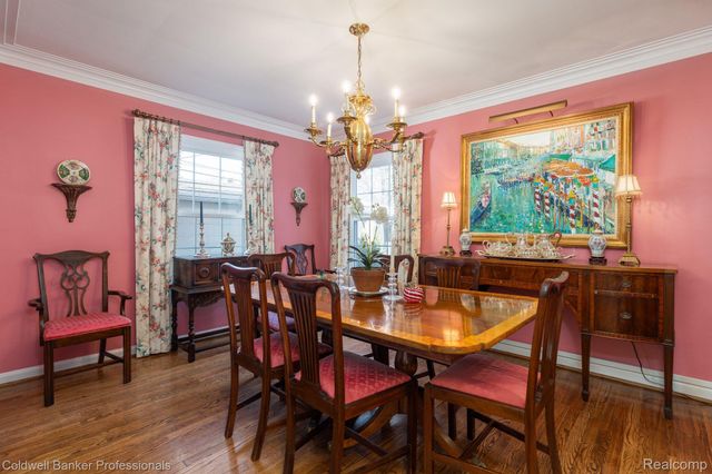 43 CRANFORD Lane, Grosse Pointe, MI 48230