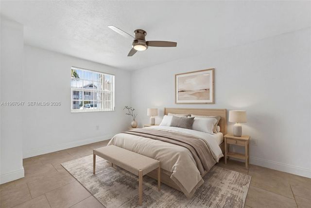 2841 N Oakland Forest Drive 110, Oakland Park, FL 33309