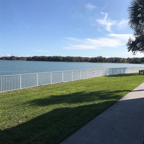 2841 N Oakland Forest Drive 110, Oakland Park, FL 33309
