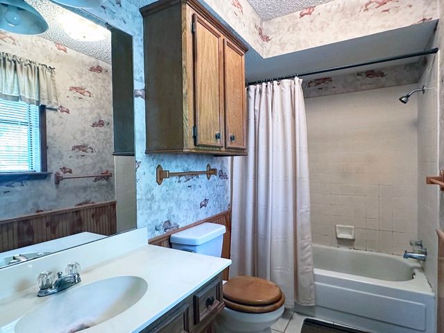 2307 Crystal Drive, Athens, TX 75751