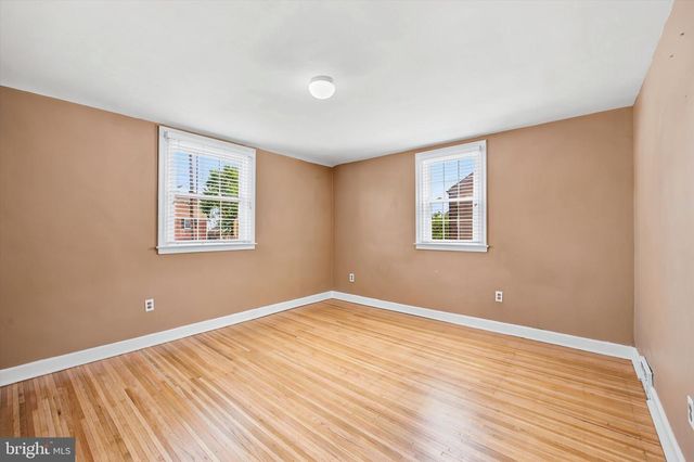 2135 ARMSTRONG AVE, Morton, PA 19070
