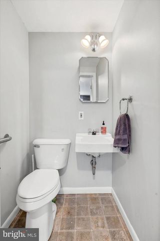 2135 ARMSTRONG AVE, Morton, PA 19070