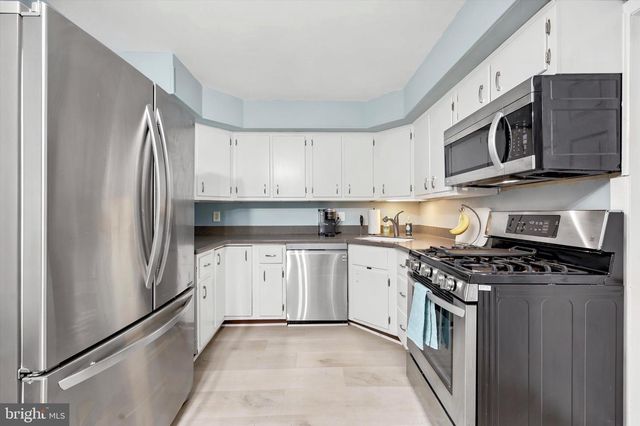 2135 ARMSTRONG AVE, Morton, PA 19070