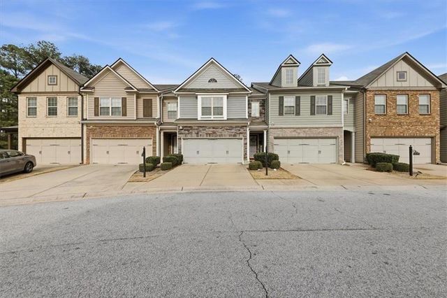 5527 Radford Loop, Fairburn, GA 30213