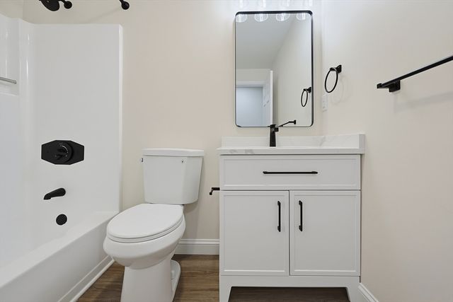 33 Copper Ln, Holliston, MA 01746