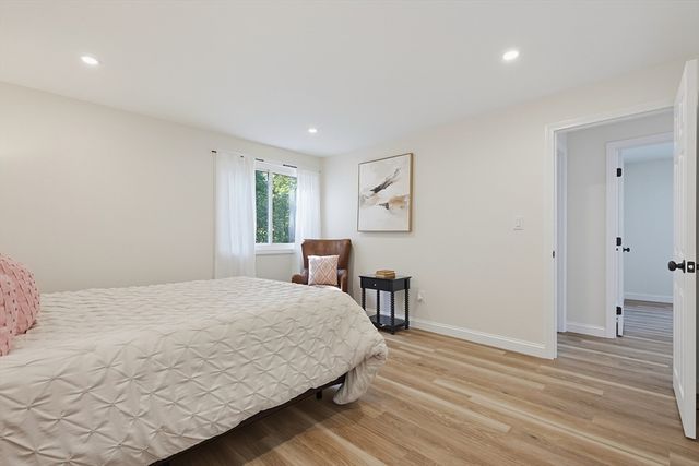 33 Copper Ln, Holliston, MA 01746