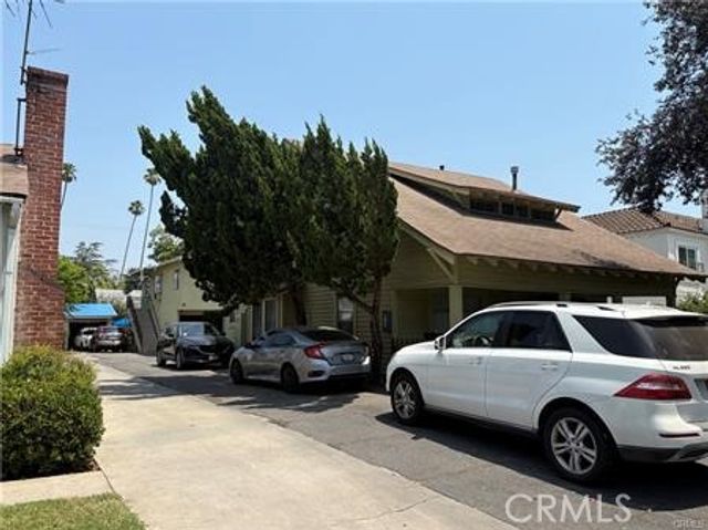 92 N Allen Avenue, Pasadena, CA 91106